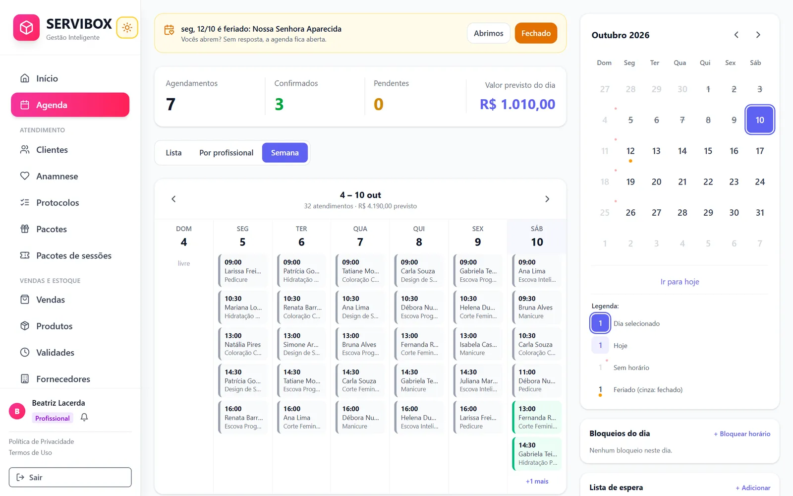 Semana da agenda de um salão no Servibox, com os atendimentos de cada dia
